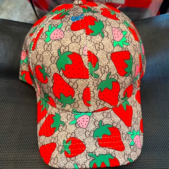Gucci Accessories - 🔥Gucci hat🔥